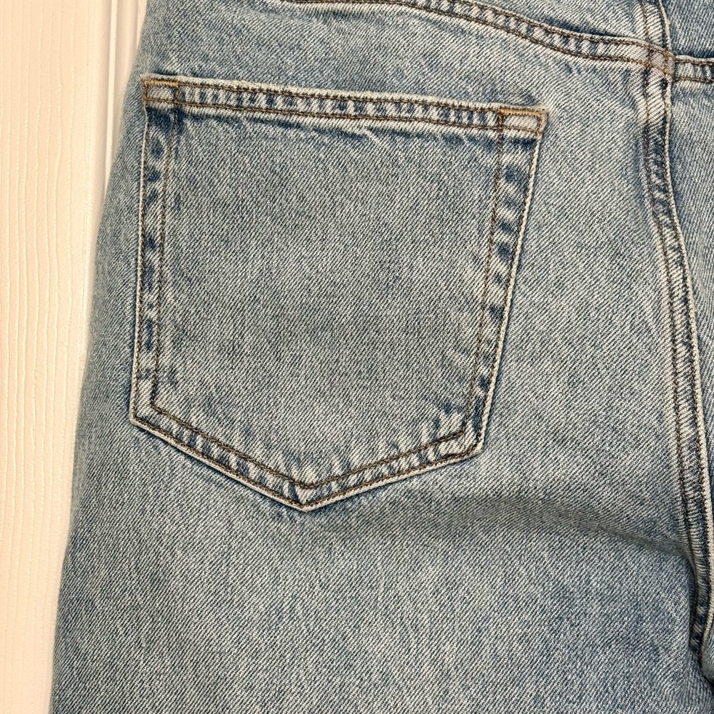 Lucky Brand Light Wash Distressed Straight-Leg Jeans - Picture 7 of 10